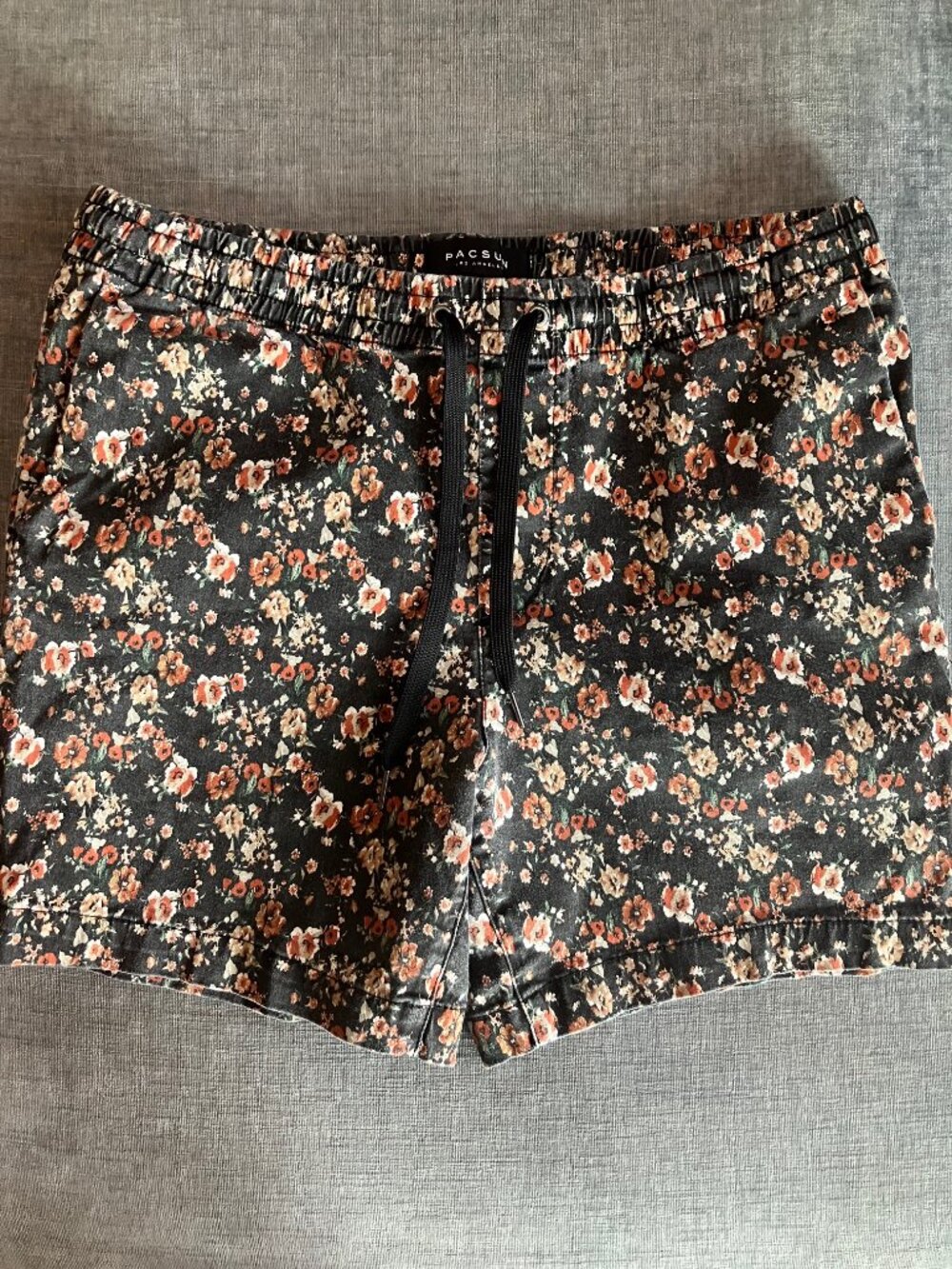 PacSun Womens M Black Floral Shorts Cotton Drawstring Elastic Waist Pockets Y2K